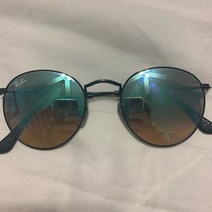 Ray Ban Gun Metal Round Frame Sunglasses